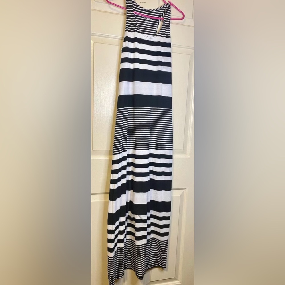 Women’s Black/White‎ Blue/White Stripe Maxi Dresses Set of 2 - Picture 3 of 5